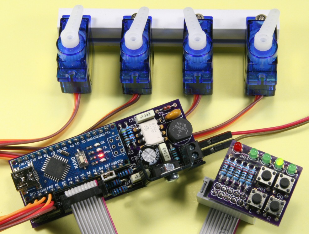 Quad Servo DCC Decoder